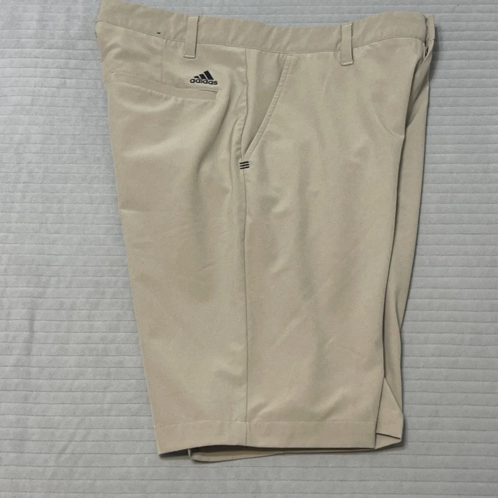 Adidas Ultimate 365 Stretch 4 Pocket Golf Shorts Men Size 32 Tan Meas 30x10